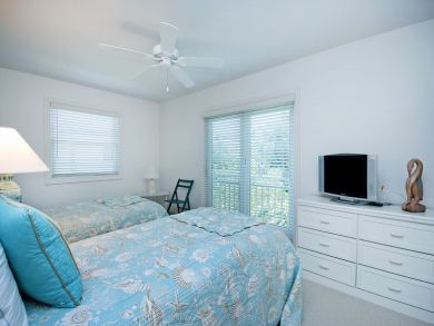 Sanibel 4 Bedroom Vacation Homes - One House from the Gulf